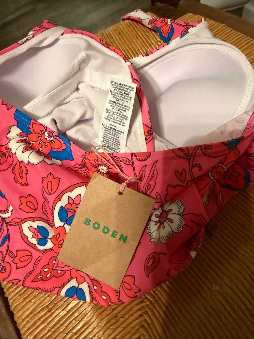 Boden NWT Levanzo Halter Tankini Top in size US 8 - Picture 6 of 6